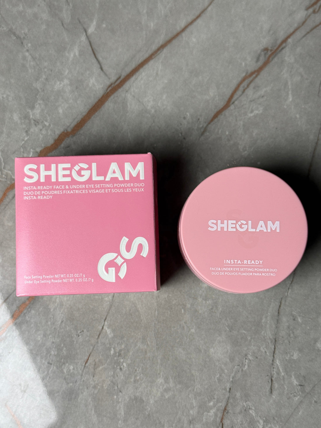 Sheglam insta ready under eye setting powder duo . (Upper part of compact is in powder form)