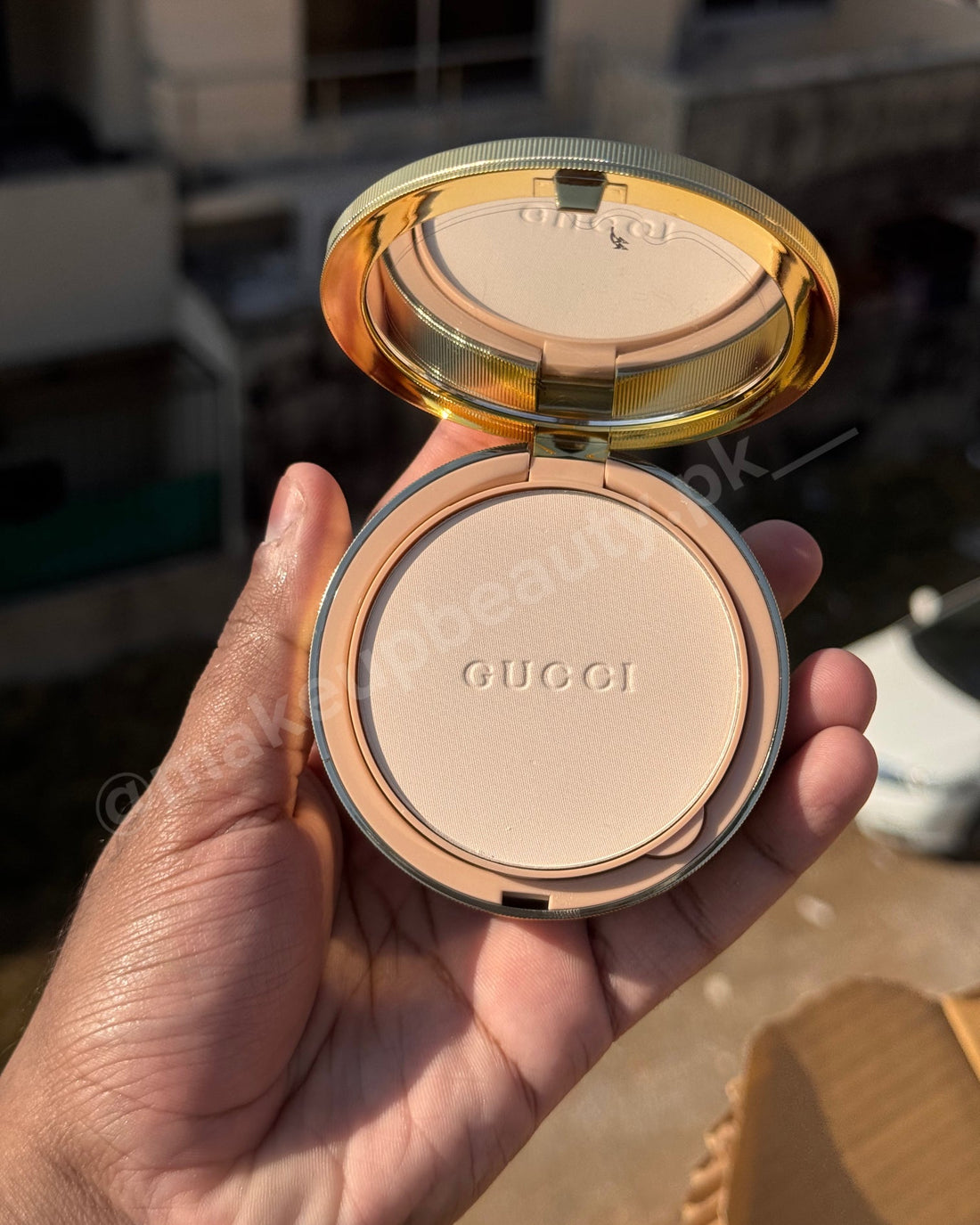 Gucci Compact Powder 10 g buy each